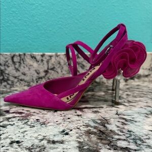 Gianni Bini Fuchsia Heels with Floral Accent